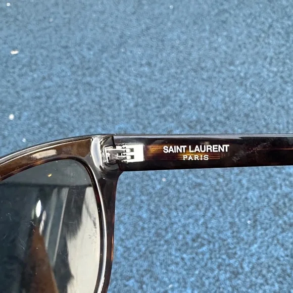 Saint Laurent SL 425 002 Tortoiseshell Cat Eye Sunglasses display picture 2